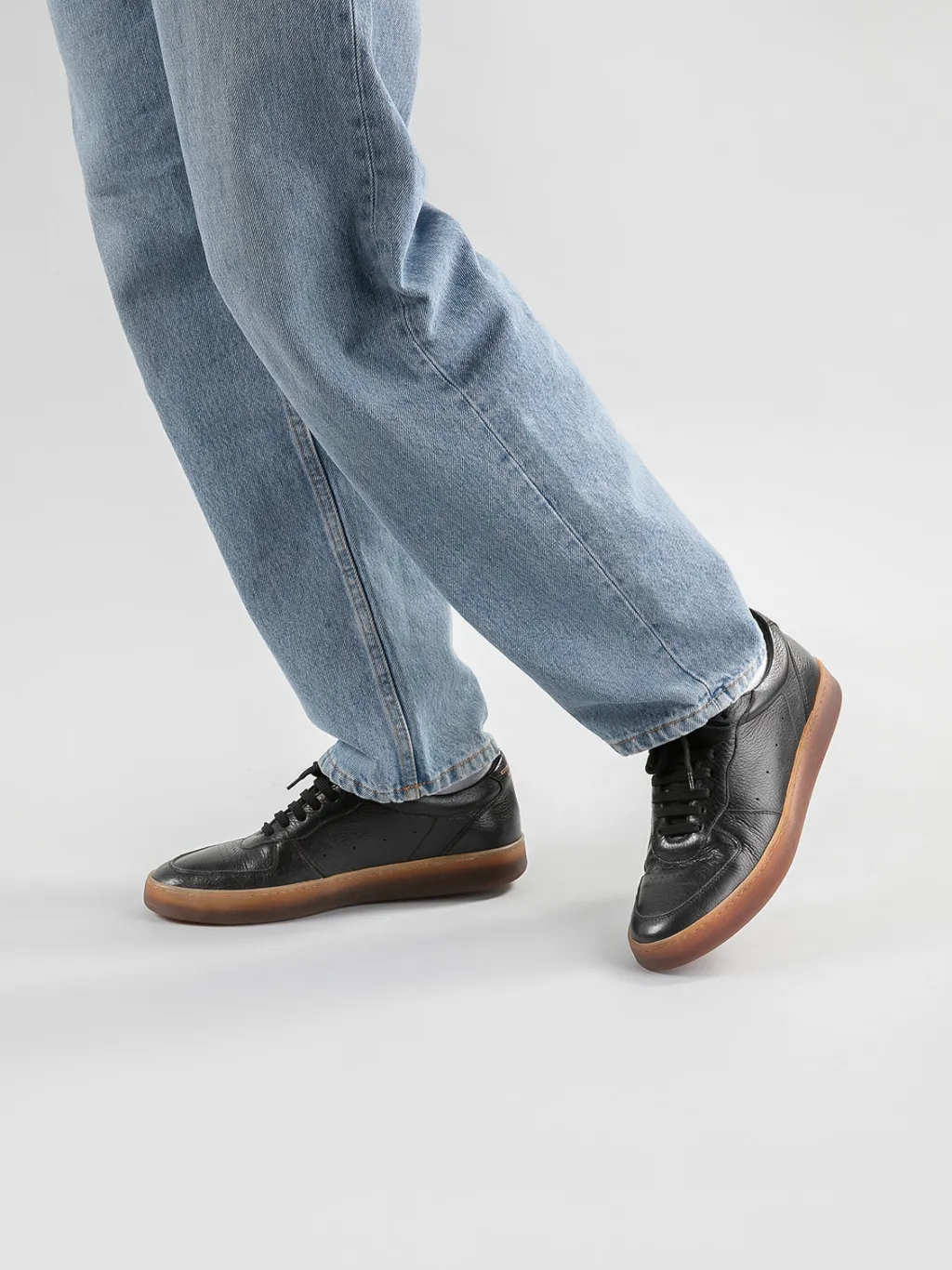 Officine Creative ASSET 001 - Leather Low Top Sneakers