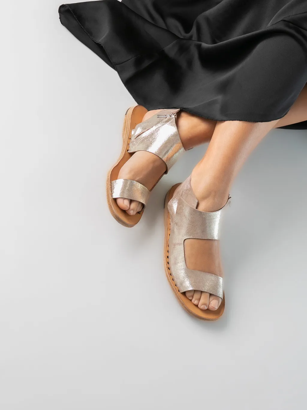 Women Officine Creative ITACA 039 - Taupe Leather Sandals