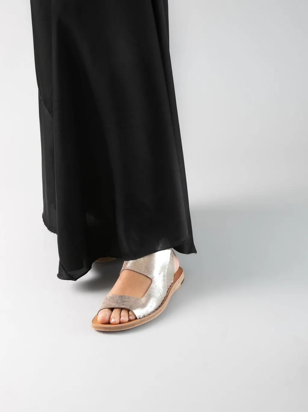Women Officine Creative ITACA 039 - Taupe Leather Sandals