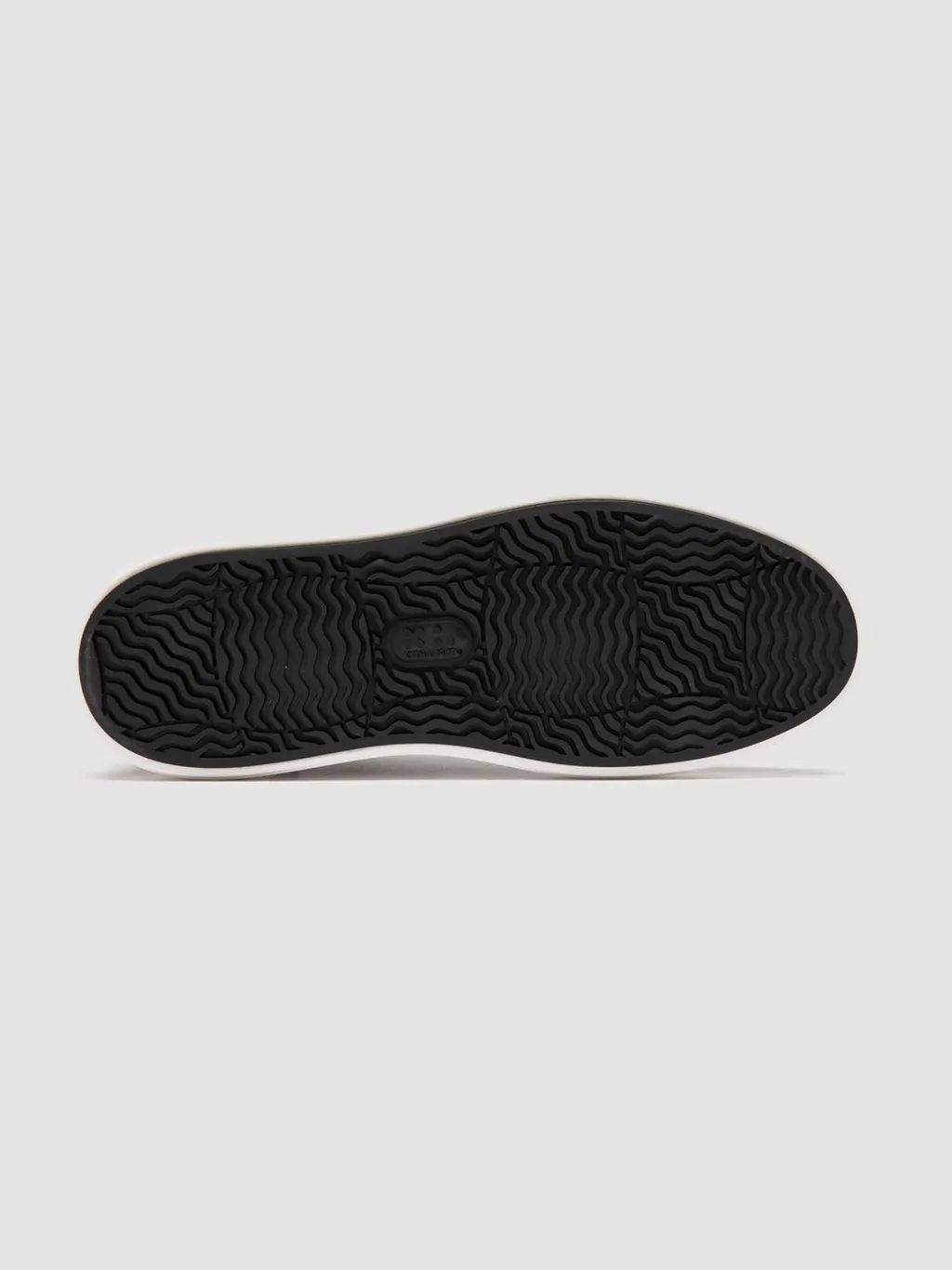 Officine Creative LEISURE 001 - Leather Low Top Sneakers