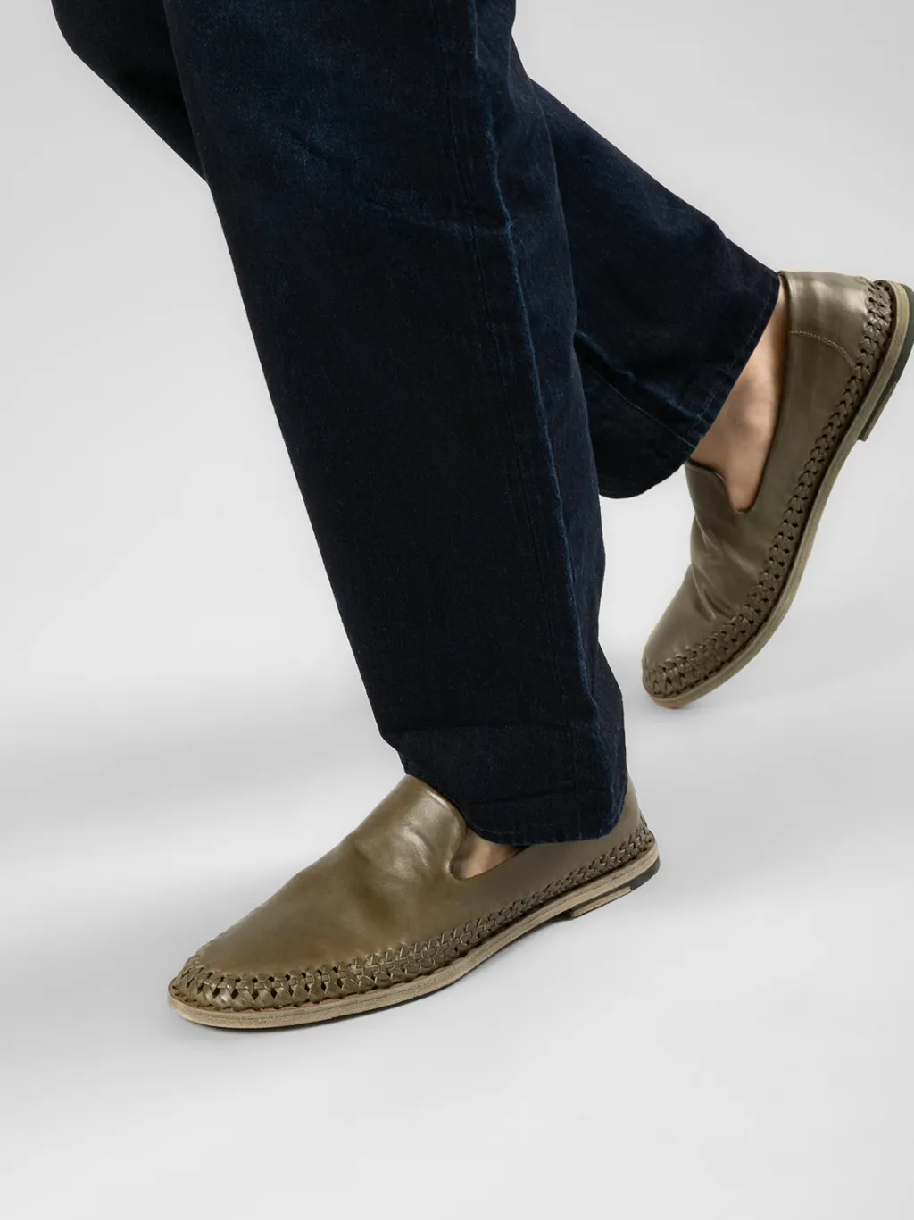 Officine Creative MILES 002 - Brown Suede Loafers