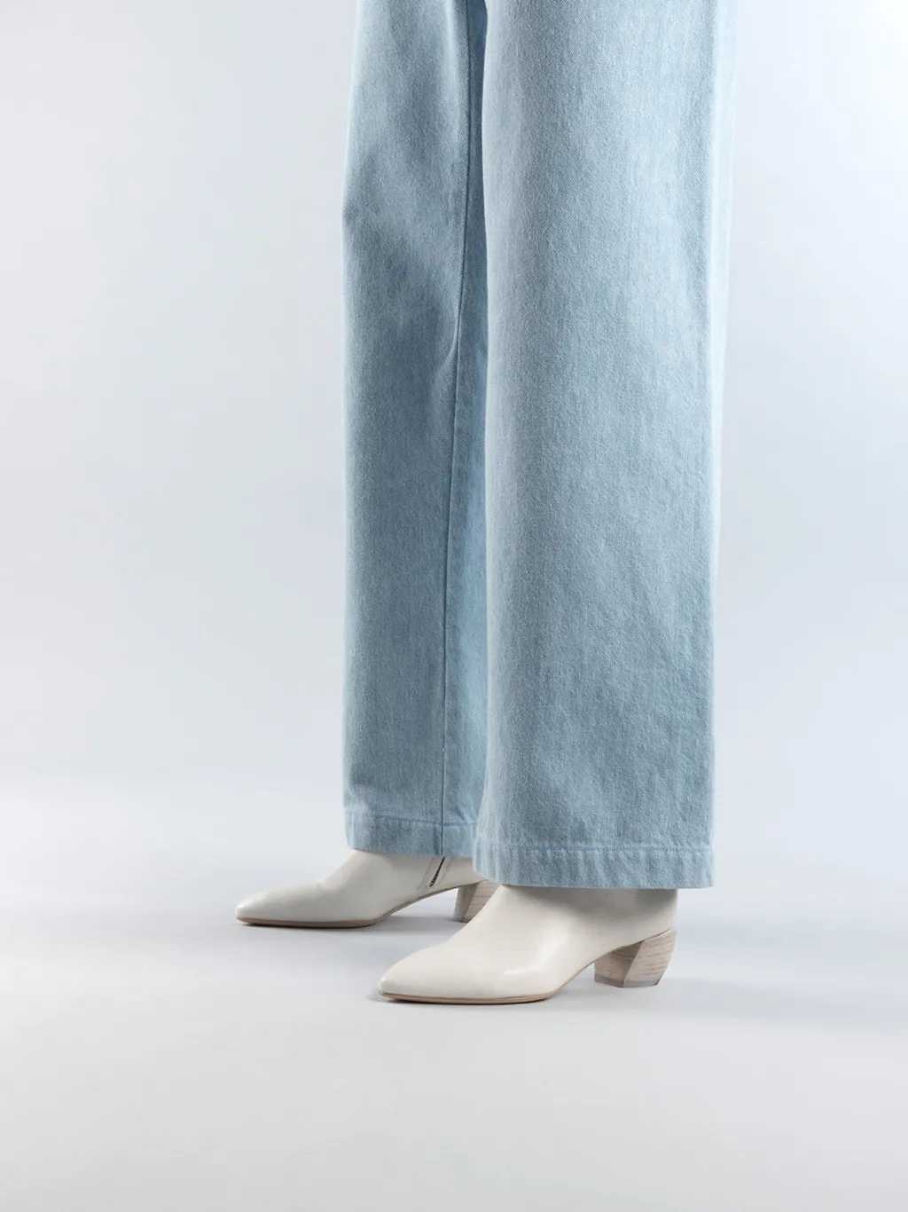 Women Officine Creative SALLY 030 - White Leather Zip Boots